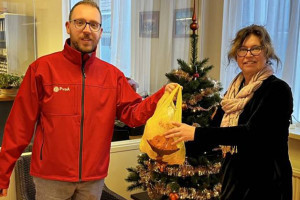 PvdA Súdwest-Fryslân bedankt huisartsen met oliebollen